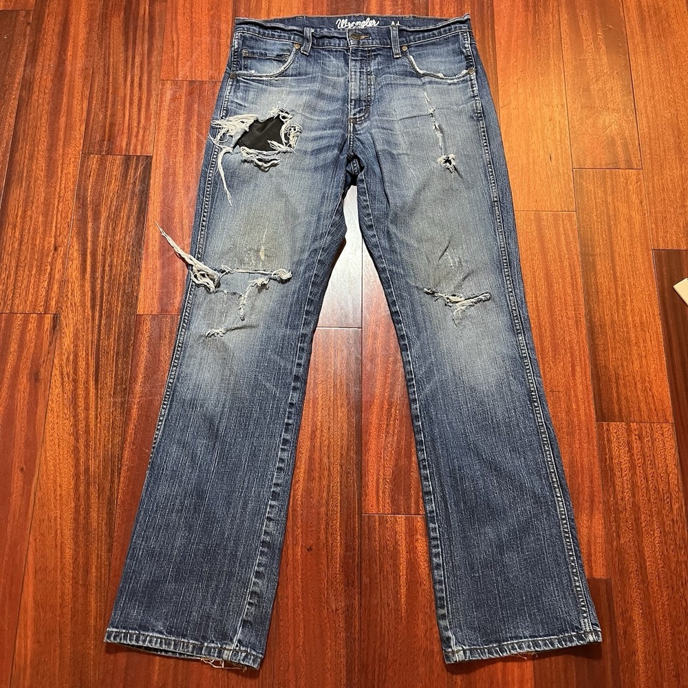 Wrangler Jeans Mens 34x34 Retro Relaxed Boot Cut DISTRESSED Grunge WRT20JH Blue
